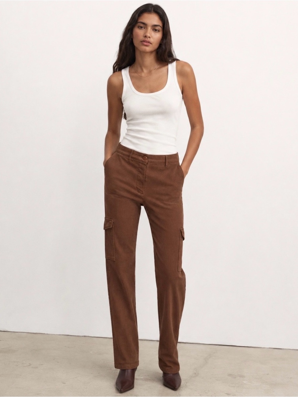 Aritzia Wilfred Free Women's Brown Cargo Pants